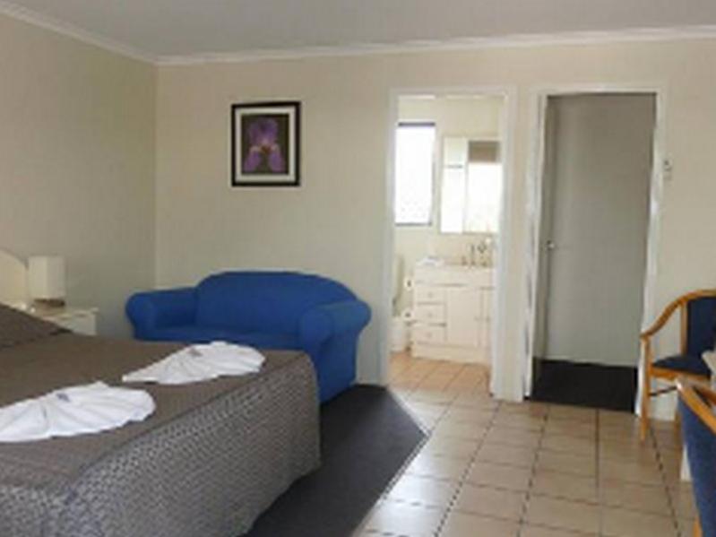 Biloela Palms Motor Inn Екстер'єр фото